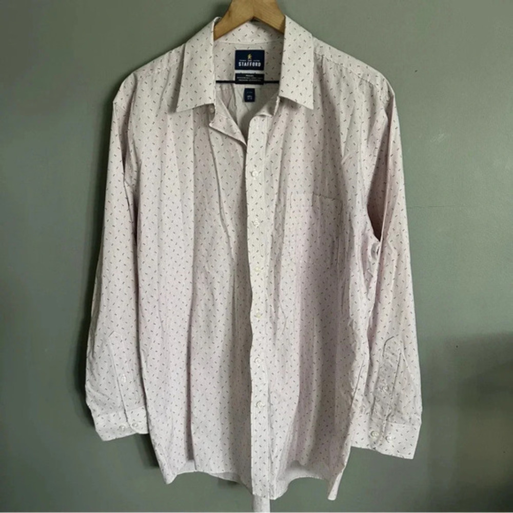 Stafford Travel Button Down‎
